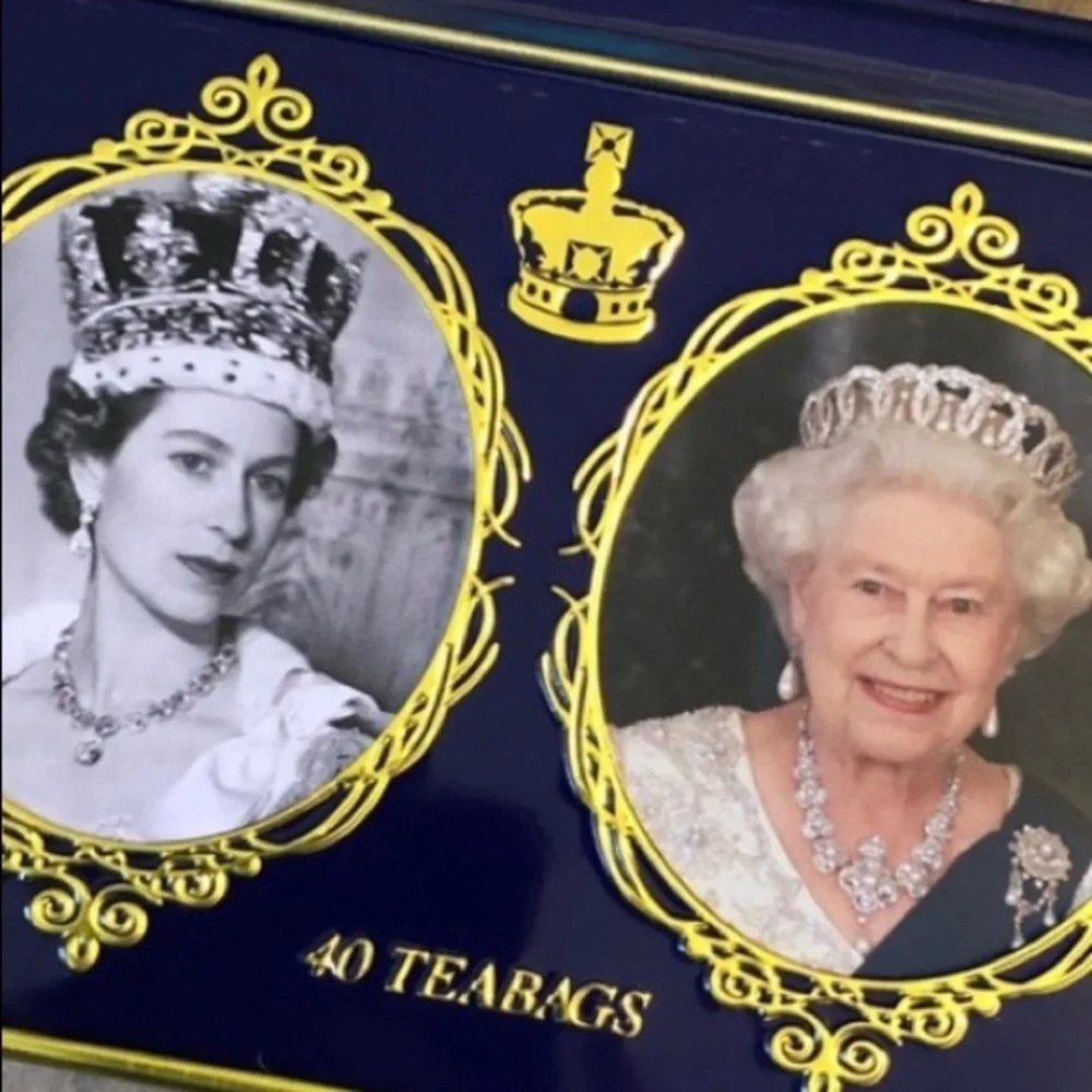 🇬🇧 QUEEN ELIZABETH II ENGLISH BREAKFAST TEA Sealed Tin w/ 40 English teabags ✨